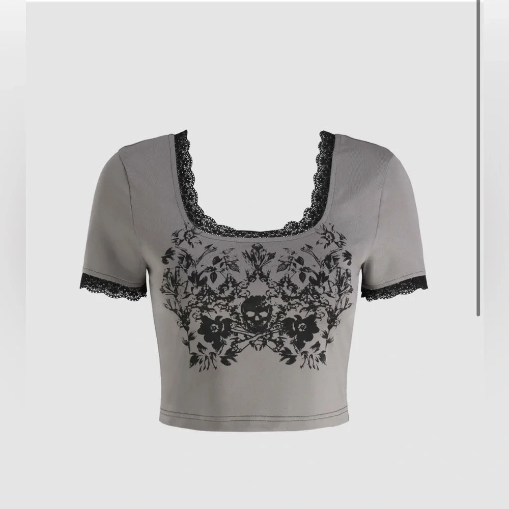 Goth Lace Trim crop tops size Small - Picture 3 of 9